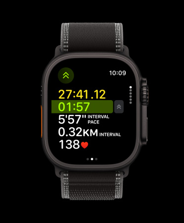Apple Watch Ultra 3, black colour, titanium case, Action button triggers next interval in Workout