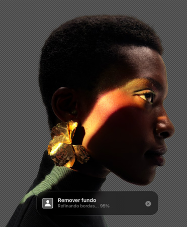 Interface do Pixelmator Pro com a imagem de perfil de uma pessoa, ferramenta de remoção de fundo